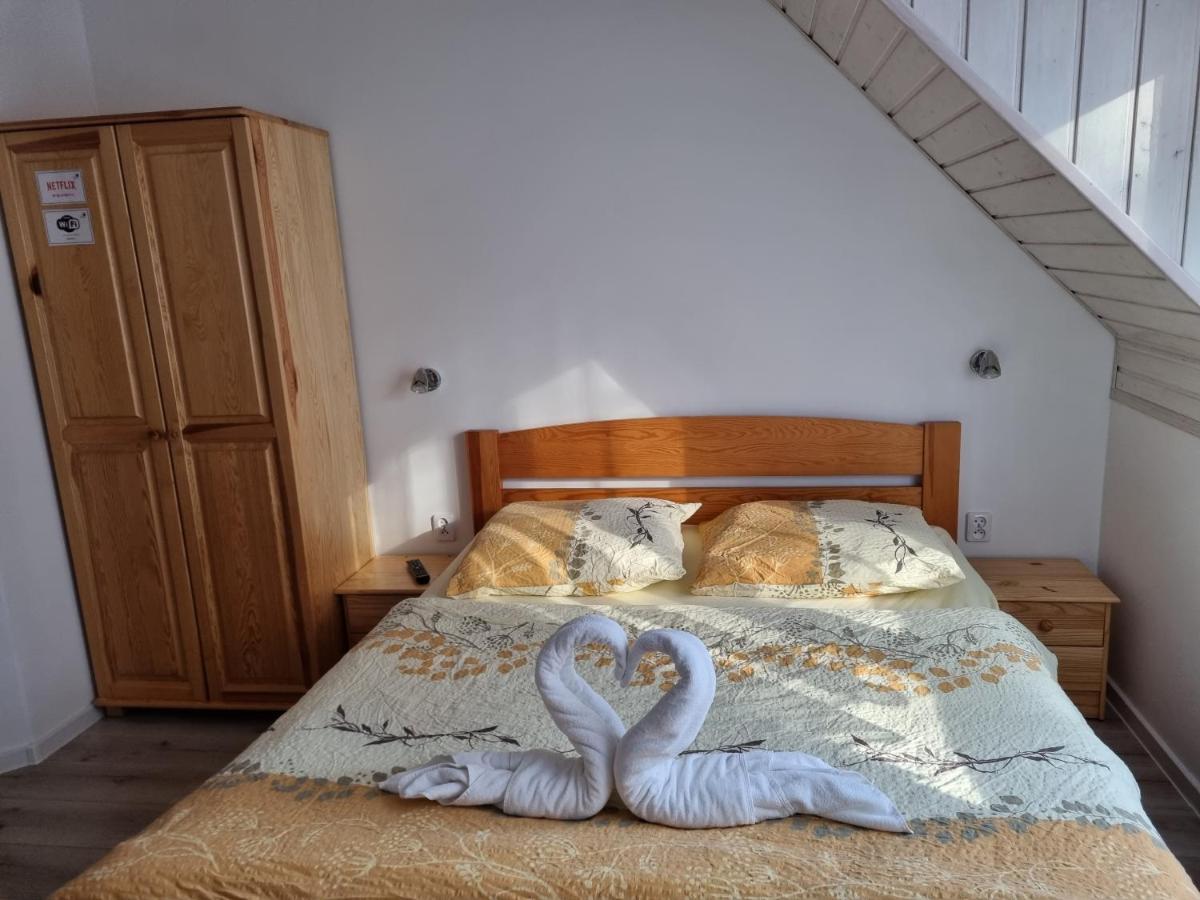 Pod Zaglami Apartamento Pobierowo Exterior foto